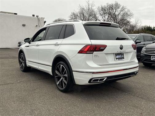 2022 Volkswagen Tiguan 2.0T SEL R-Line 4MOTION
