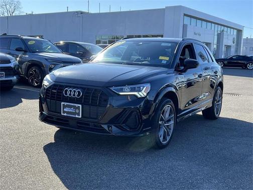 2022 Audi Q3 45 S line Premium Plus