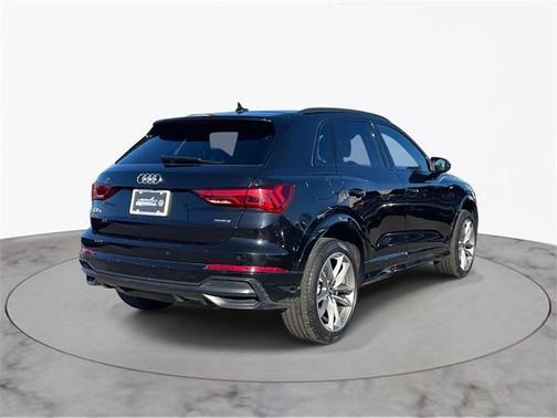 2022 Audi Q3 45 S line Premium Plus