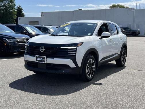 2025 Nissan Kicks SV