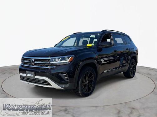 Deep Black Pearl 2022 Volkswagen Atlas 2.0T SE w/Technology 4MOTION