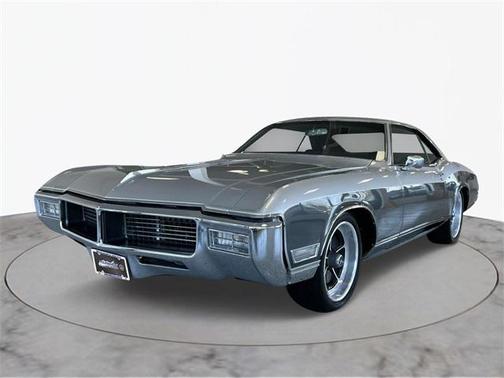 1968 Buick Riviera restomod