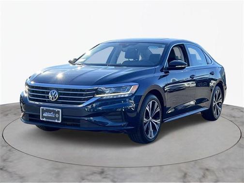 2022 Volkswagen Passat 2.0T SE