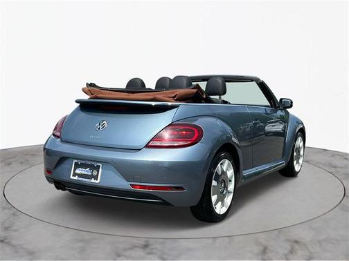 2019 Volkswagen Beetle 2.0T SE