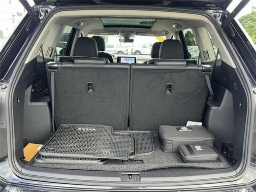 2025 Volkswagen Atlas 2.0T SEL Premium R-Line 4MOTION