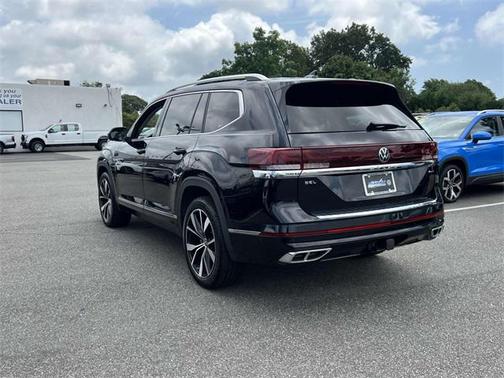 2025 Volkswagen Atlas 2.0T SEL Premium R-Line 4MOTION