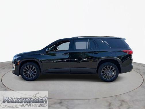 Mosaic Black Metallic 2023 Chevrolet Traverse RS
