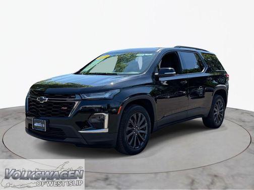Mosaic Black Metallic 2023 Chevrolet Traverse RS