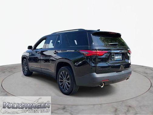 Mosaic Black Metallic 2023 Chevrolet Traverse RS