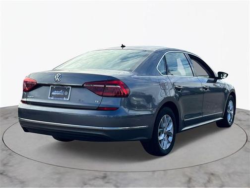2017 Volkswagen Passat 1.8T S