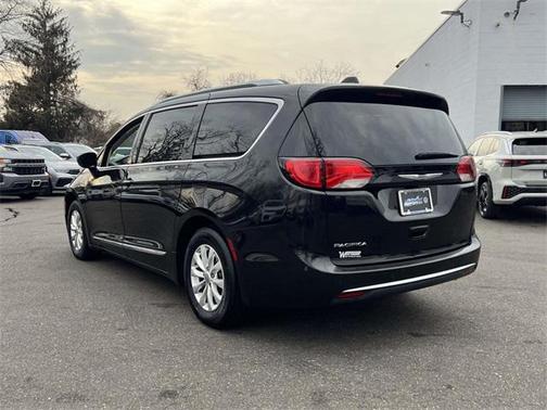 2018 Chrysler Pacifica Touring-L Plus