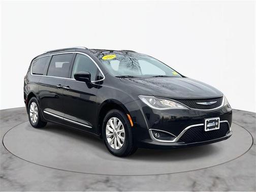 2018 Chrysler Pacifica Touring-L Plus