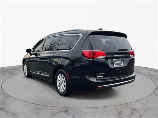 2018 Chrysler Pacifica Touring-L Plus