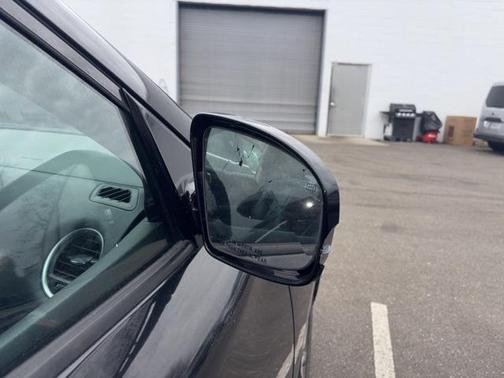 2016 Nissan Pathfinder SL