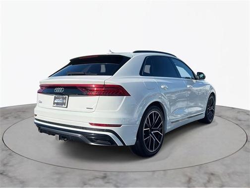 2023 Audi Q8 55 Prestige