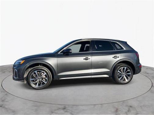 2022 Audi Q5 45 S line Premium