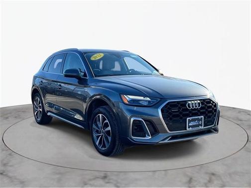 2022 Audi Q5 45 S line Premium