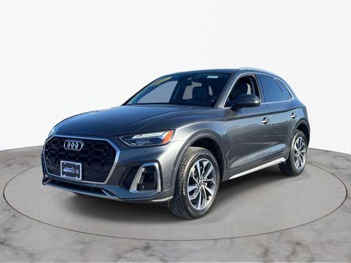 2022 Audi Q5 45 S line Premium