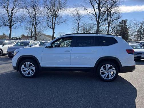 2022 Volkswagen Atlas 2.0T SE w/Technology 4MOTION