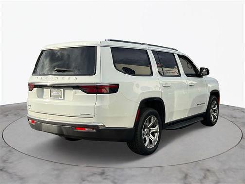 2022 Jeep Wagoneer Series II 4x4