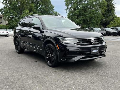 2022 Volkswagen Tiguan 2.0T SE R-Line Black 4MOTION