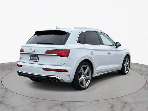 Glacier White Metallic 2023 Audi SQ5 3.0T Premium Plus