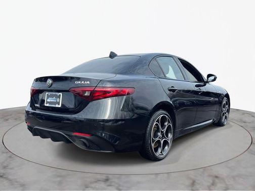 2023 Alfa Romeo Giulia Veloce AWD