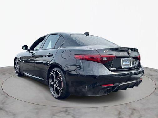 2023 Alfa Romeo Giulia Veloce AWD