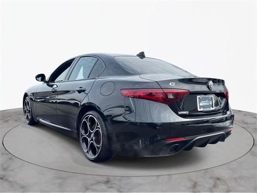 2023 Alfa Romeo Giulia Veloce AWD
