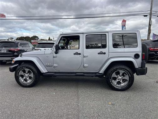 2017 Jeep Wrangler Unlimited Sahara
