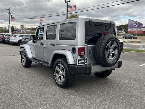 2017 Jeep Wrangler Unlimited Sahara