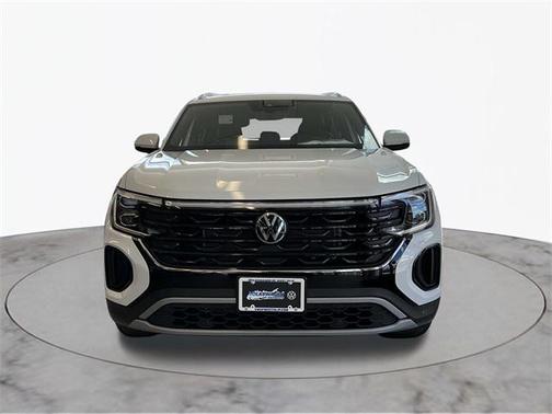 2025 Volkswagen Atlas Cross Sport 2.0T SE w/Technology 4MOTION