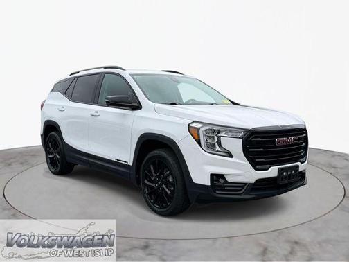 Summit White 2023 GMC Terrain SLT