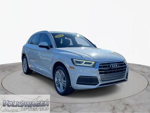 Glacier White Metallic 2020 Audi Q5 45 Premium Plus