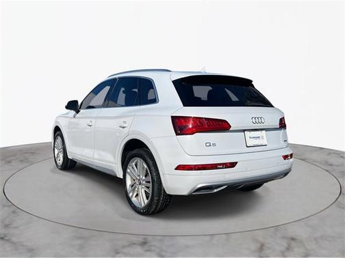 2020 Audi Q5 45 Premium Plus