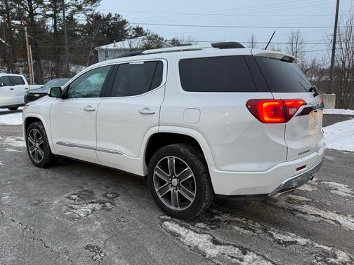 2018 GMC Acadia Denali