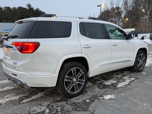 2018 GMC Acadia Denali