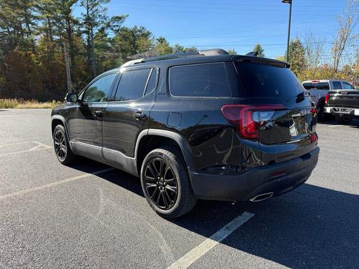 2022 GMC Acadia AWD SLE