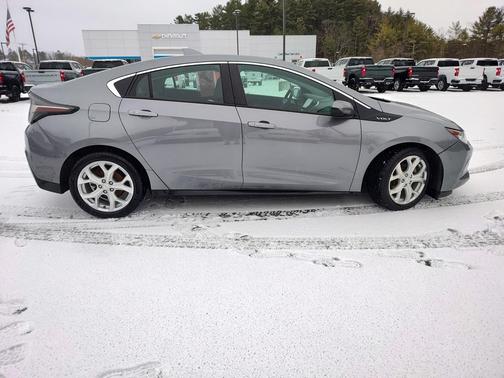 2018 Chevrolet Volt Premier
