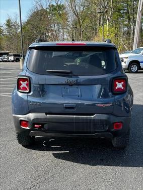 2020 Jeep Renegade Trailhawk