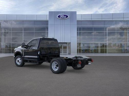 2025 Ford F-350 XL