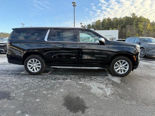 2025 Chevrolet Suburban Premier