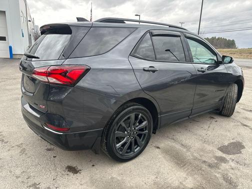 Iron Gray Metallic 2023 Chevrolet Equinox AWD RS