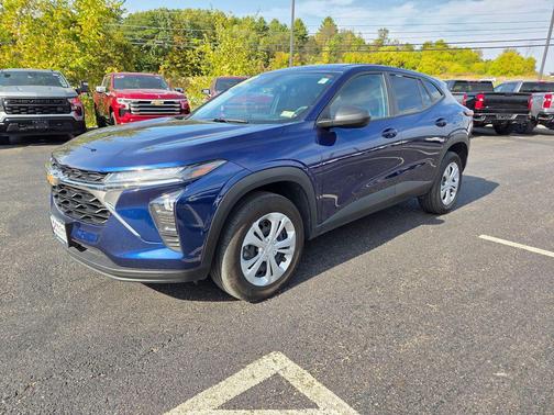 2024 Chevrolet Trax LS