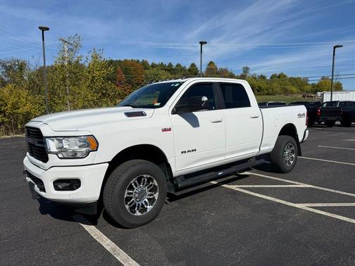 2020 RAM 2500 Big Horn Crew Cab 4X4 6'4' Box