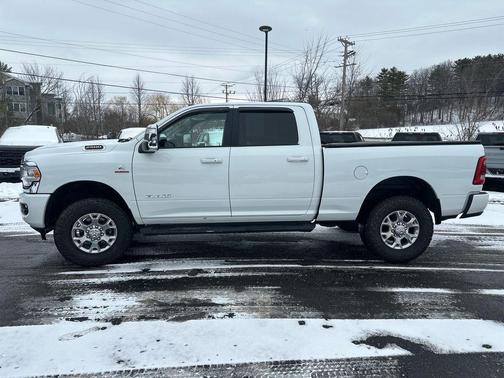 2023 RAM 2500 Laramie Crew Cab 4x4 6'4' Box