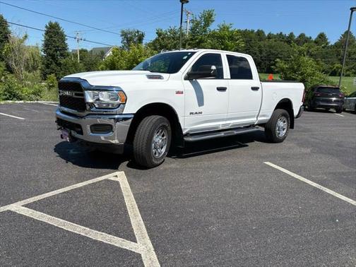 2019 RAM 2500 Tradesman Crew Cab 4x4 6'4' Box