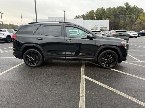 2023 GMC Terrain SLE