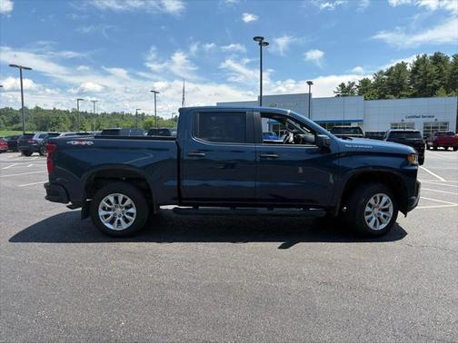 2022 Chevrolet Silverado 1500 Custom