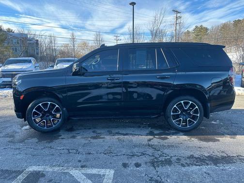 2023 Chevrolet Tahoe 4WD RST